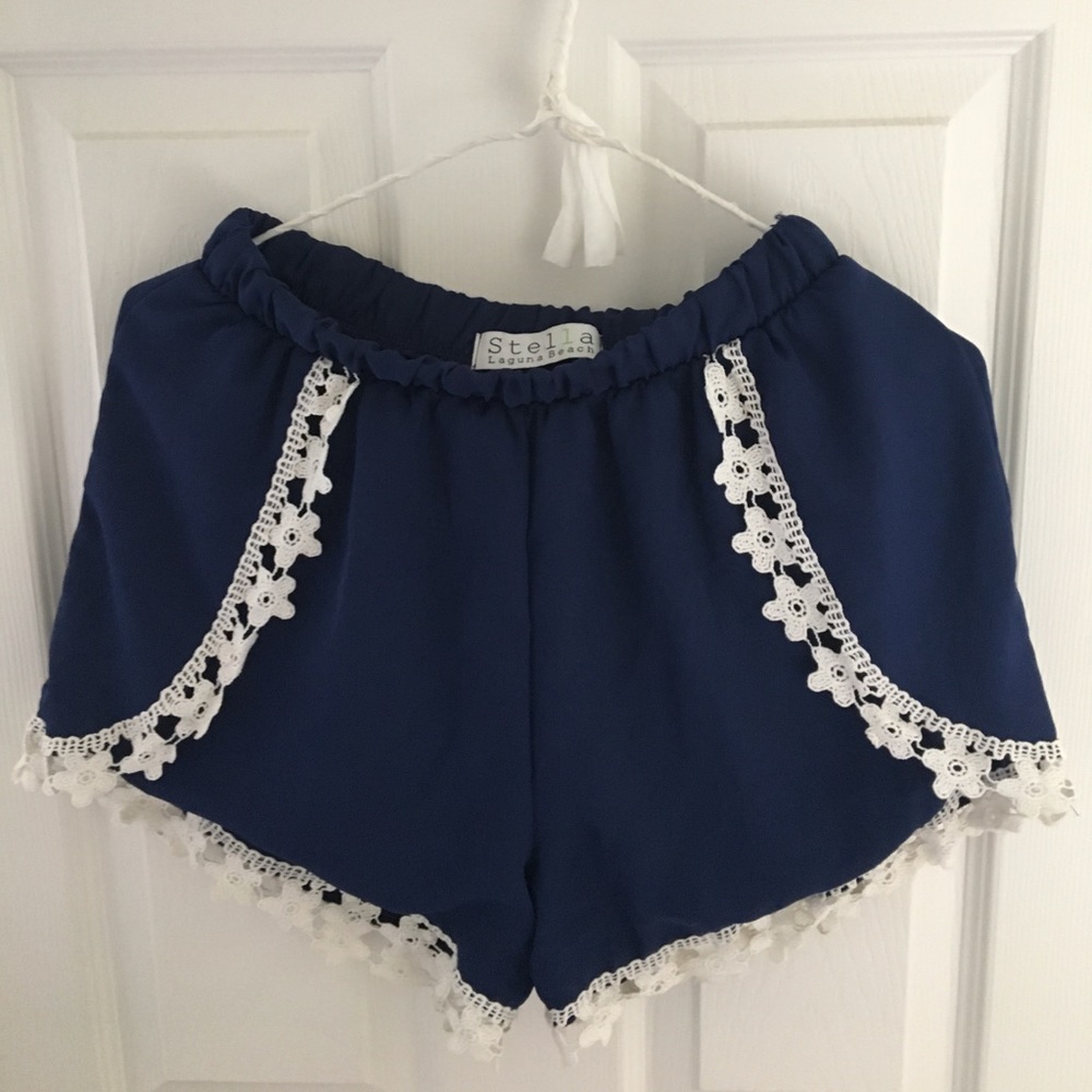 Shorts - Picture 1 of 2