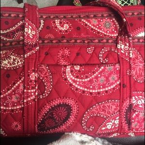 Retired mesa red Vera Bradley small tote