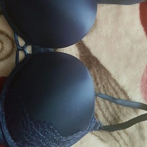 Victoria Secret bombshell bra