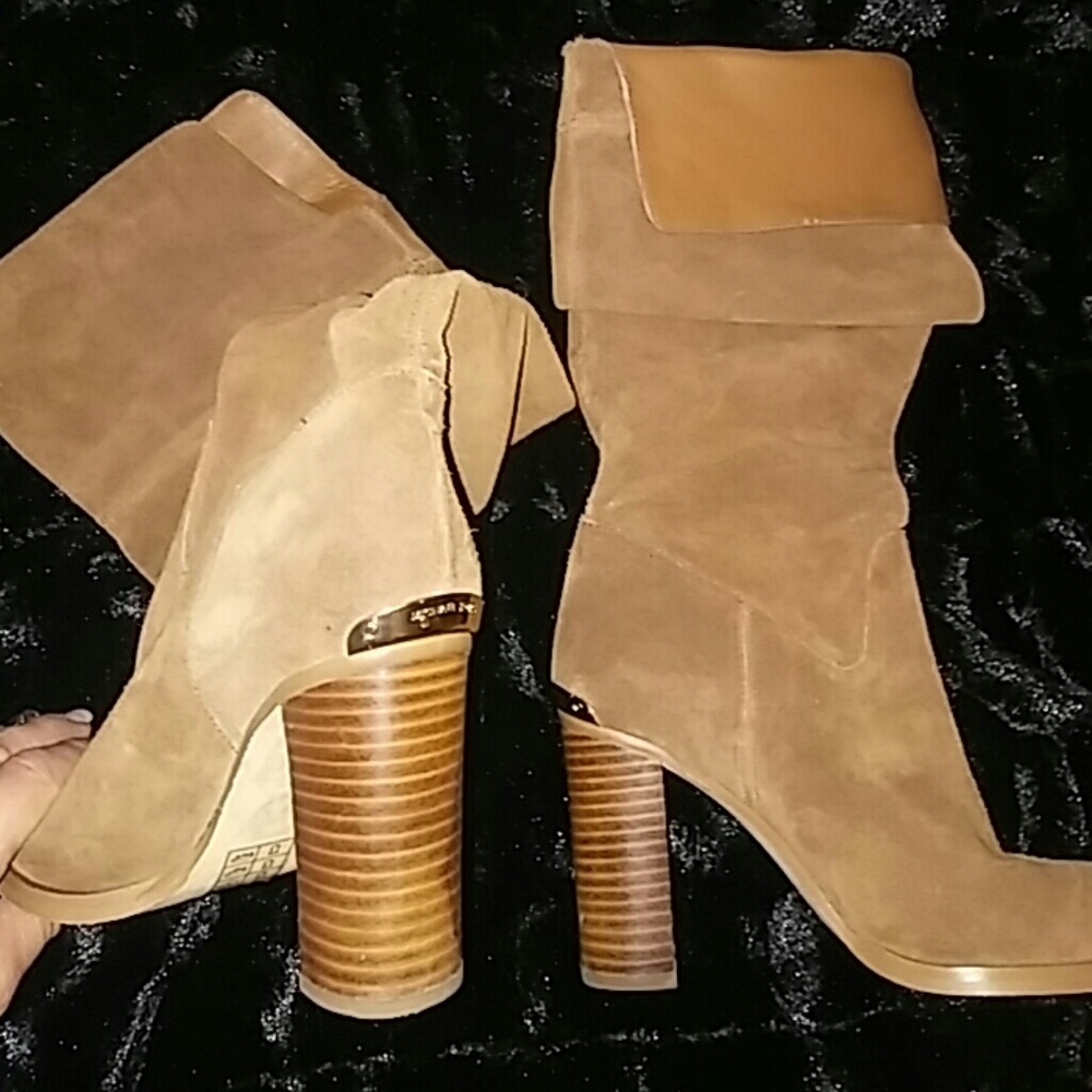 Knee high Tan Sued/leather *Michael Kors* boots - Picture 4 of 4