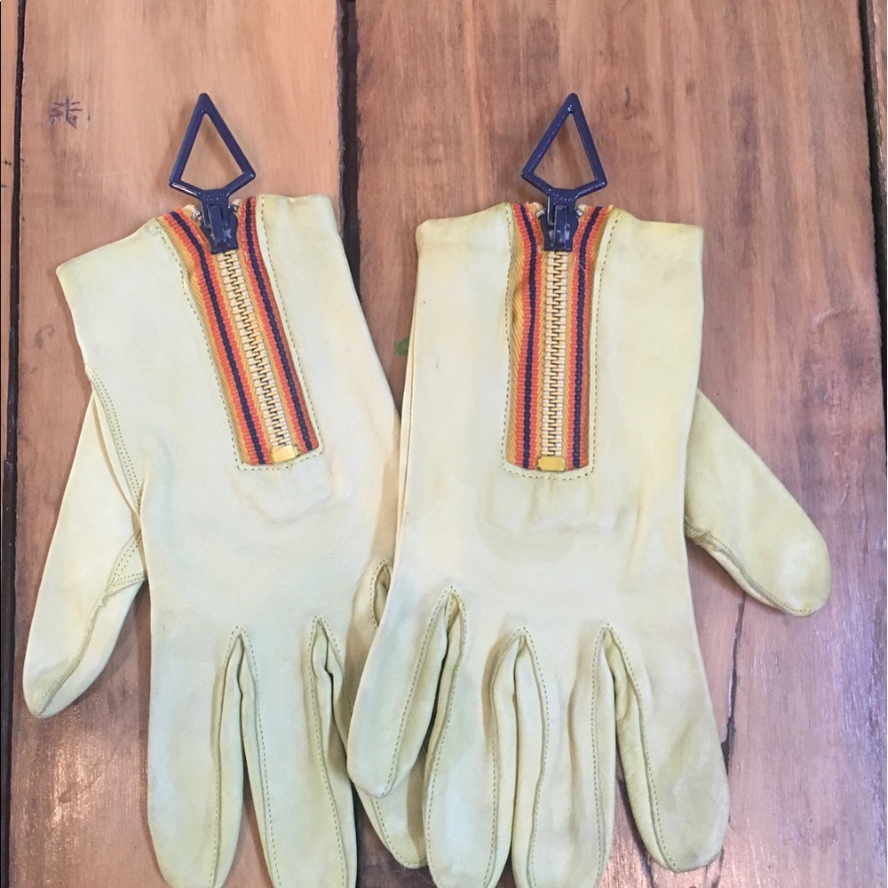 Unique Vintage Grandoe 7 soapable leather gloves