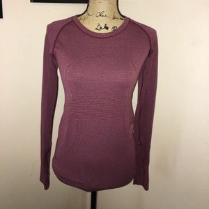 LuLuLemon Swiftly size 6