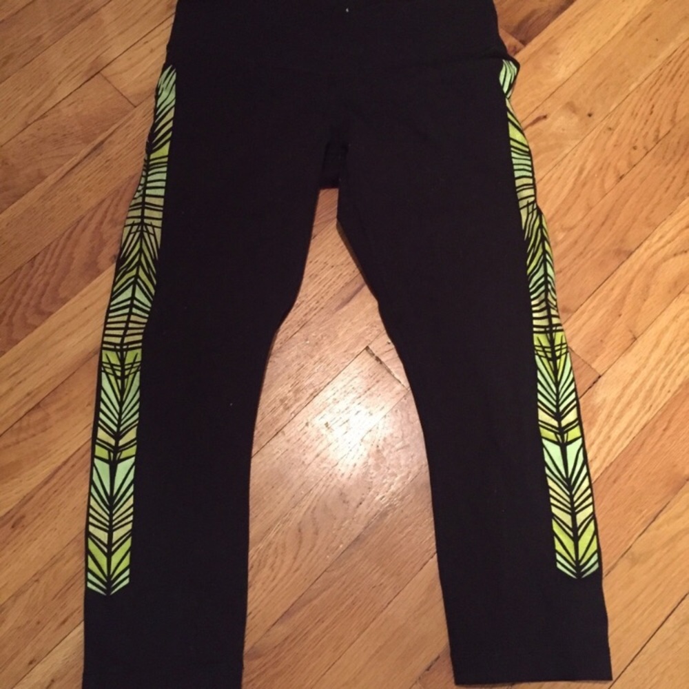 Lululemon Wunder Under Crops