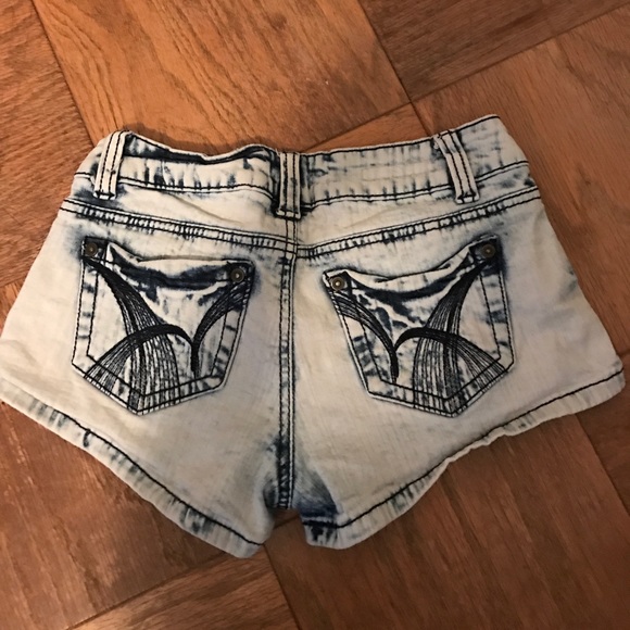 American flag Daisy Dukes - Picture 2 of 2