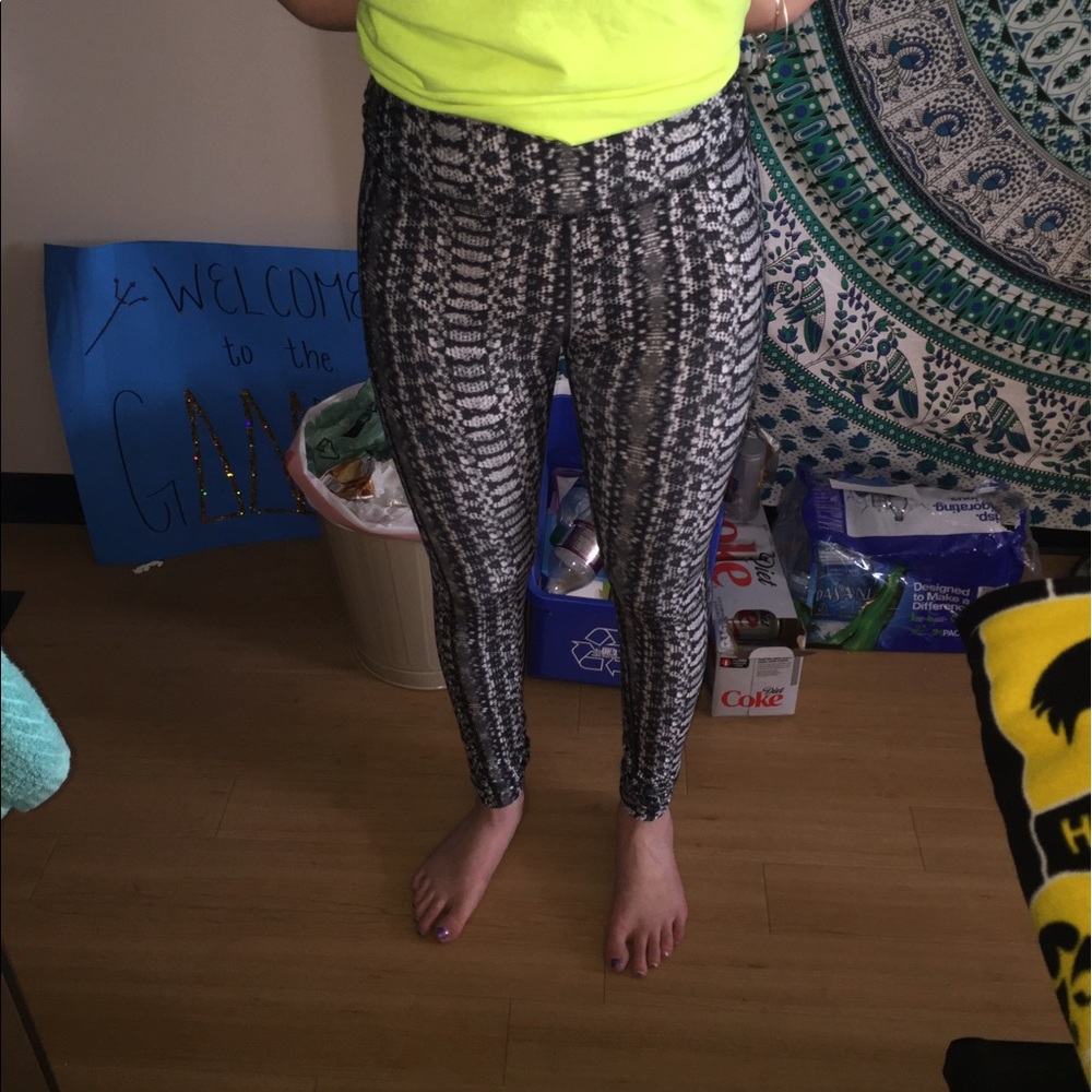 Under Armour patterned leggings