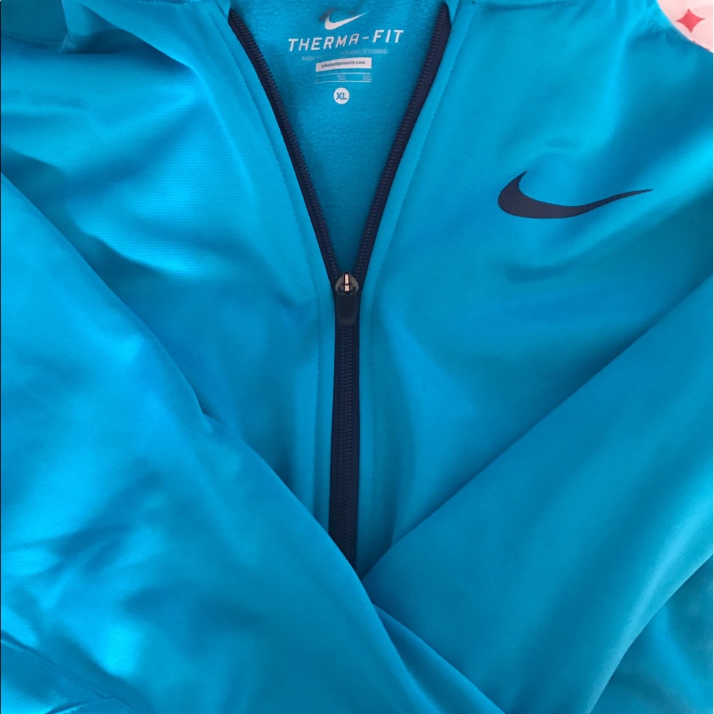 Nike sweater