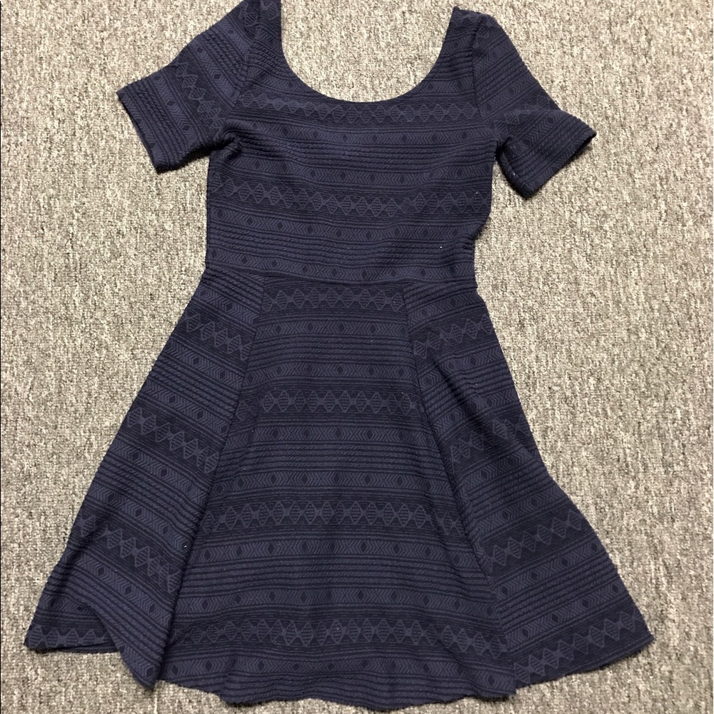 Navy dress size small