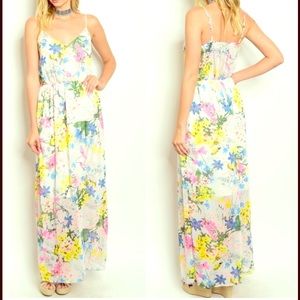 🆑BUNDLE OF 3 pcs💐Floral print Maxi dress