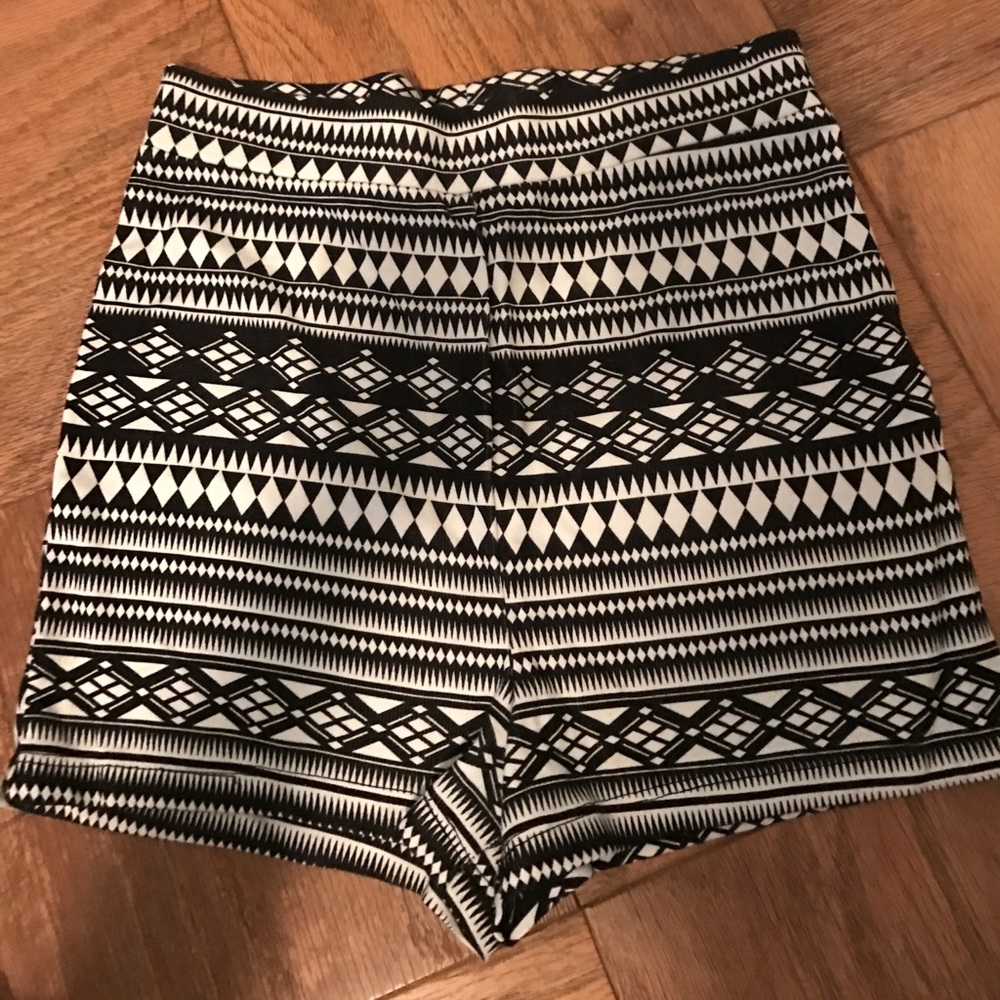 High Waisted Print Shorts