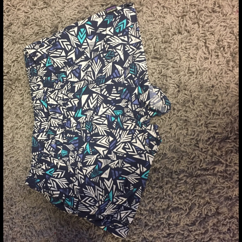 Patagonia barely baggies shorts size XS