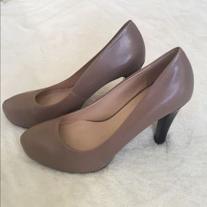 Franco Sarto high heeled shoes