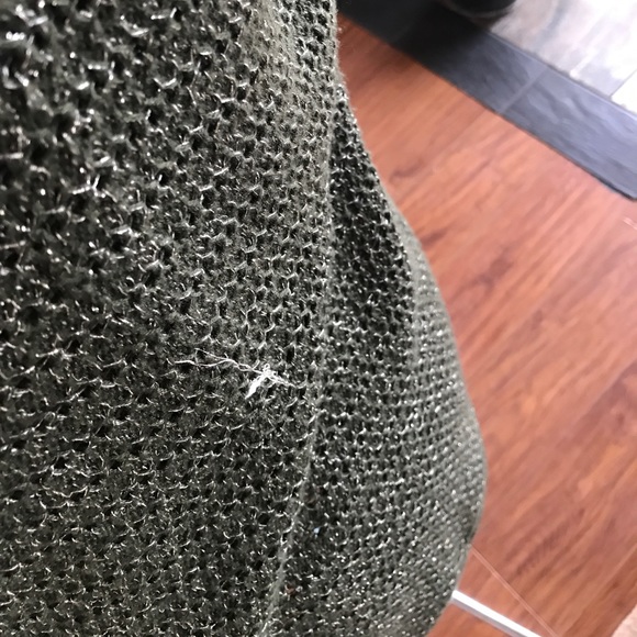 Green sweater vest - Picture 2 of 3