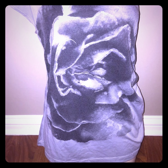 🎉HOST PICK🎉 Gray Floral Print Top, Size XL - Picture 2 of 4