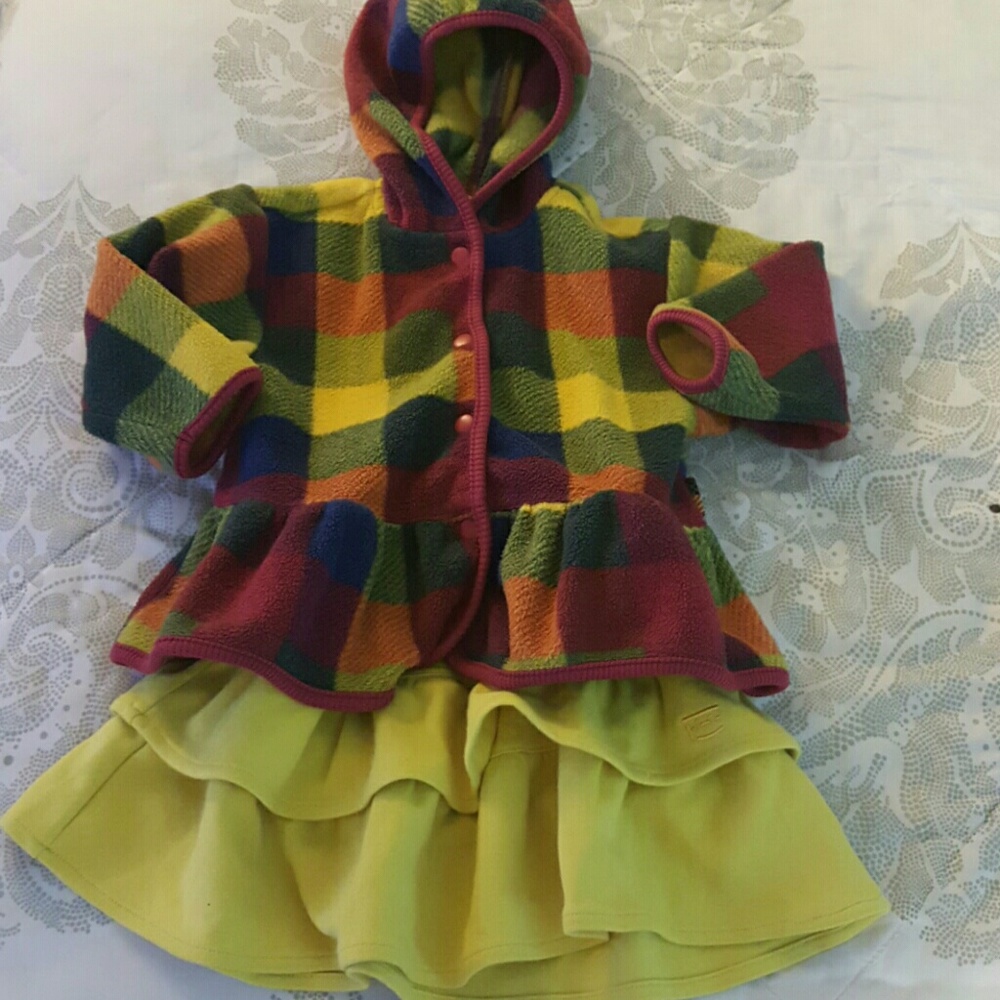 BUNDLE SET JACKET & SKIRT! BOTH FOR ONLY $9
