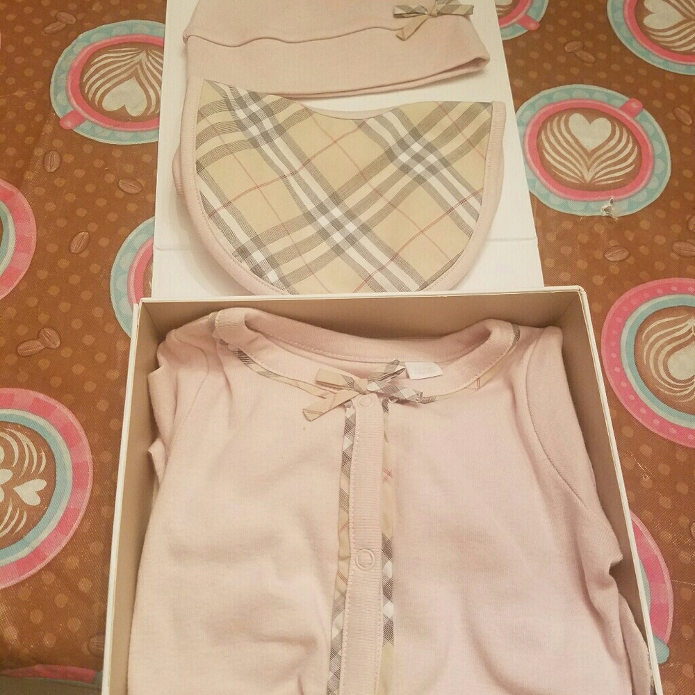 Baby girl Burberry set