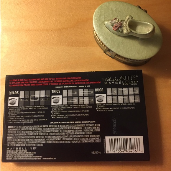 ❗️Maybelline Eyeshadow! The blushed NUDES❗️ - Picture 2 of 3