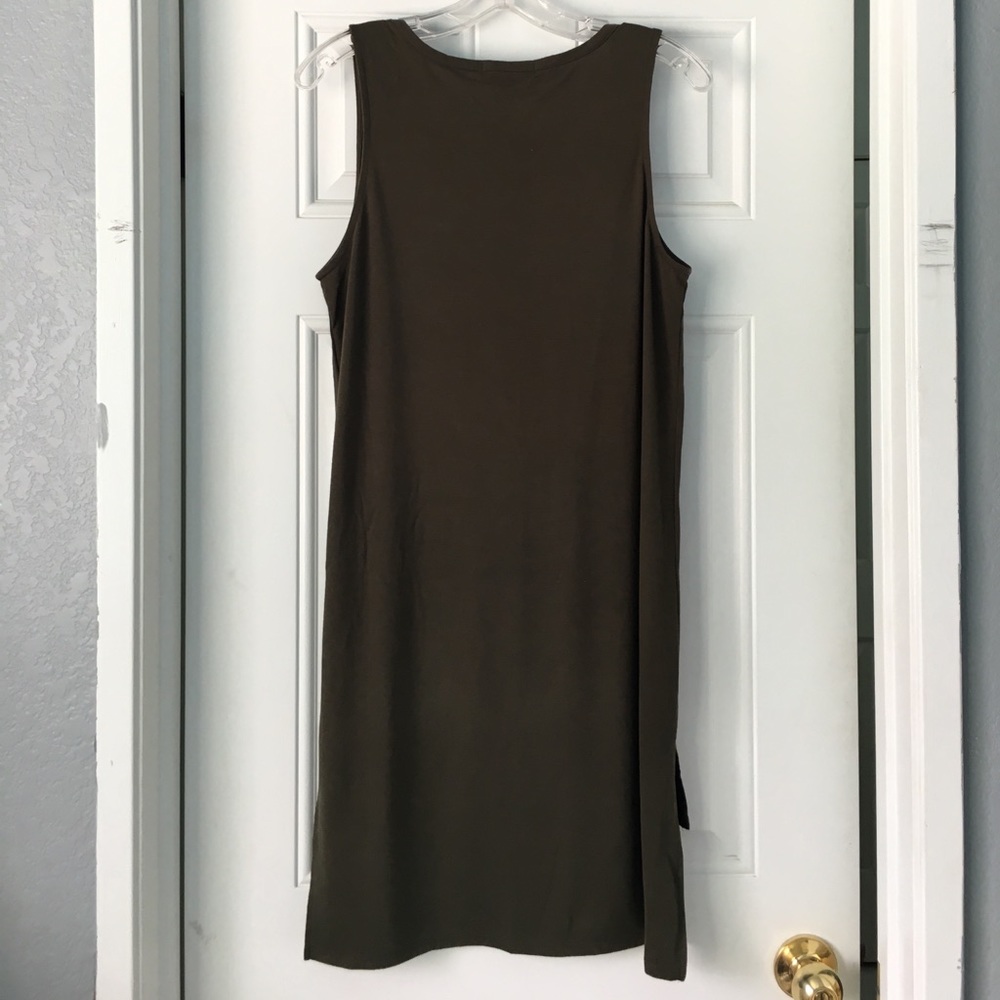 🎉HP🎉Olive Green High-Low Top - Picture 3 of 4