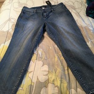 High waisted jeggings! Super adorable!