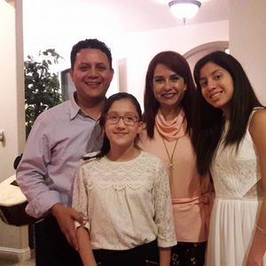 Meet your Posher, Angeles