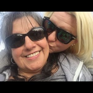 Meet your Posher, Patricia