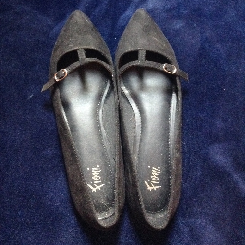 Fioni Mini Buckle Flats