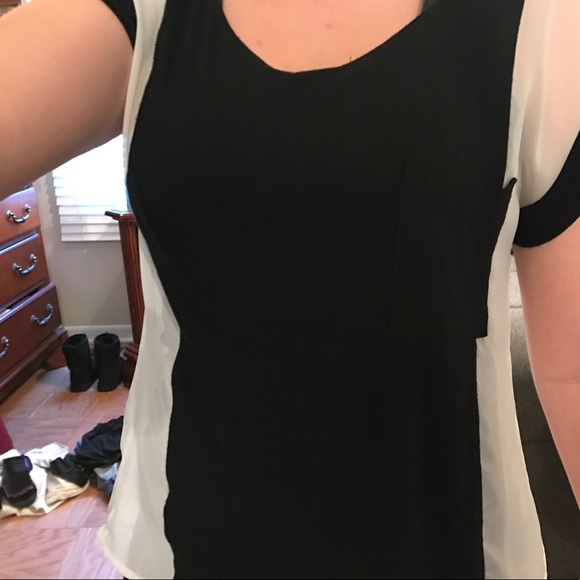 Black and White sheer Blouse - Picture 2 of 3