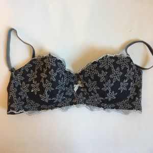 Victoria's Secret 36C Bra with embroidery detail