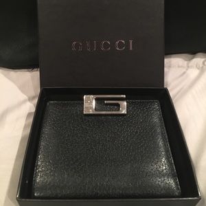 Gucci wallet -unisex