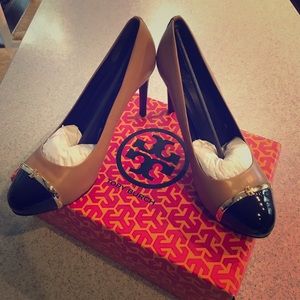 TORY BURCH Pacey sz.9