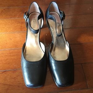 Kenneth cole Reaction