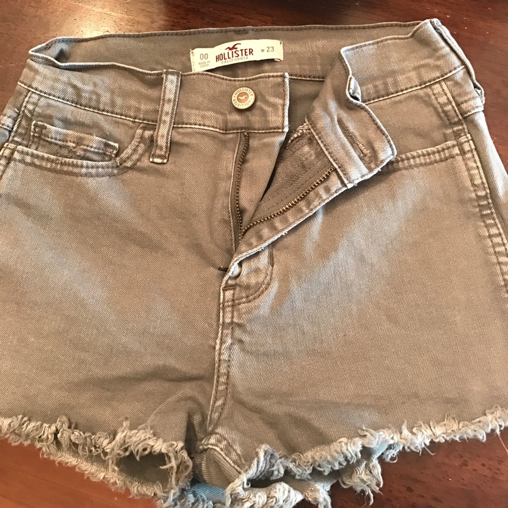 HOLLISTER SHORTS (23)