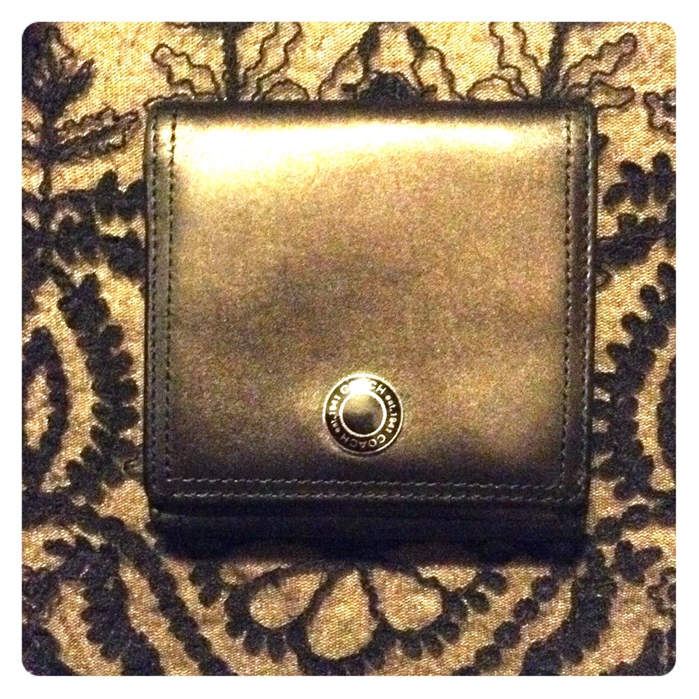 Black Leather Coach Billfold Wallet