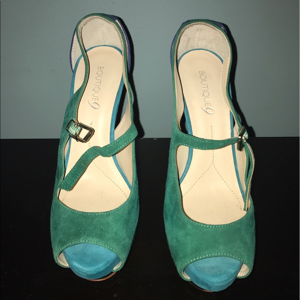 Women's shoes