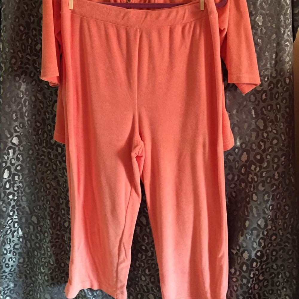 2 piece Capri and jacket just in time for spring😊