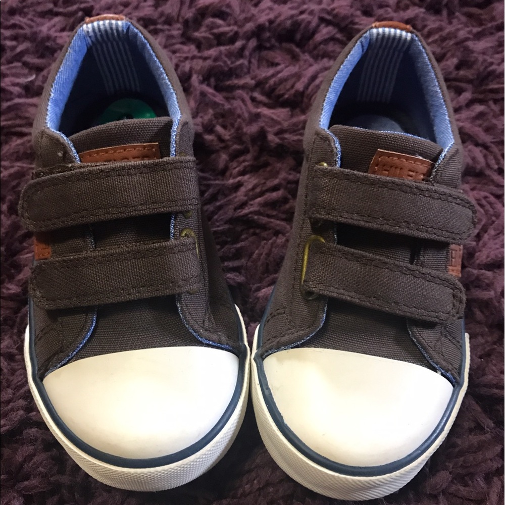 💜 Tommy Hilfiger shoes