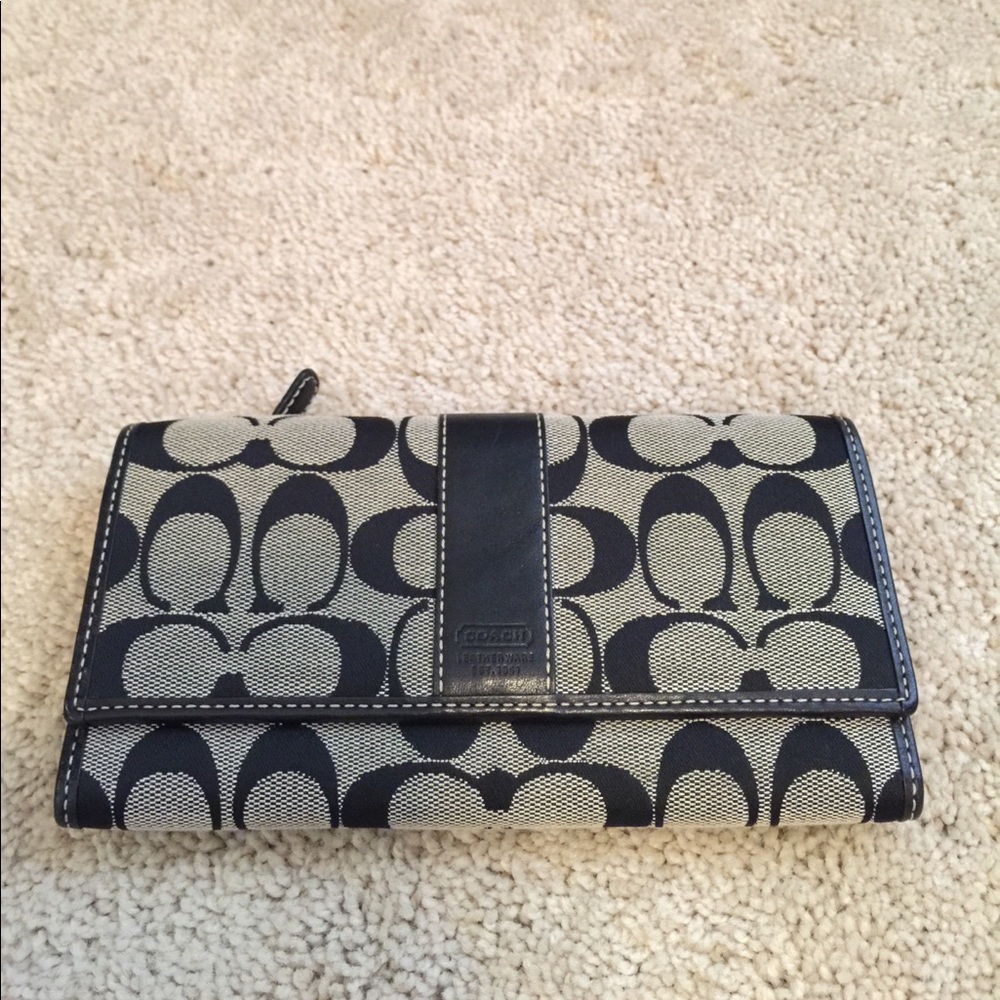 Coach wallet - black and grey