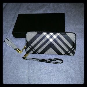 Full zip wallet