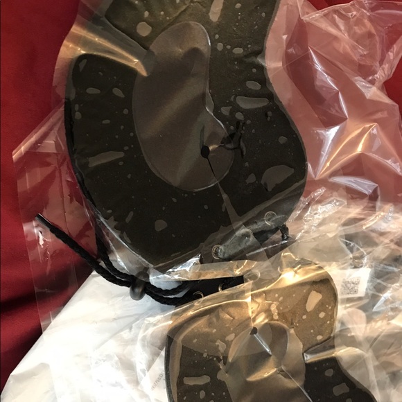 BUNDLE FOR DEAL!! Lace Up Backless Stick on Bra - Picture 6 of 6