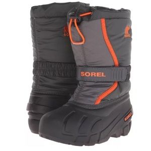 Sorel flurry toddler snow winter boot sz 6 youth