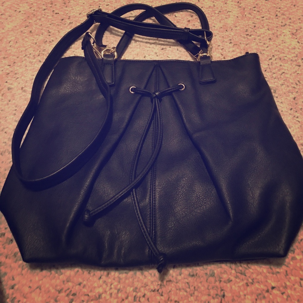 Black purse gold accents