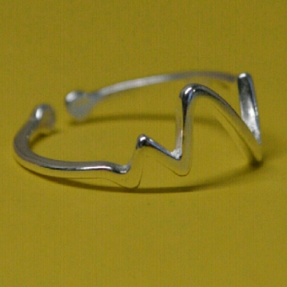 New 925 Sterling Silver Zig Zag Midi Knuckle Ring - Picture 5 of 7