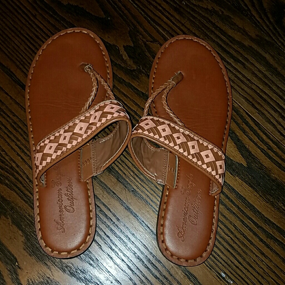 American eagle sandals