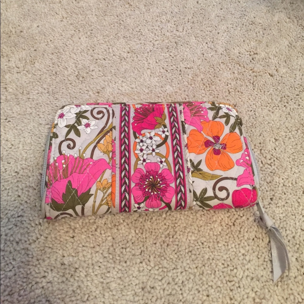 Vera Bradley wallet - floral print