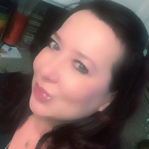 Meet your Posher, Irina