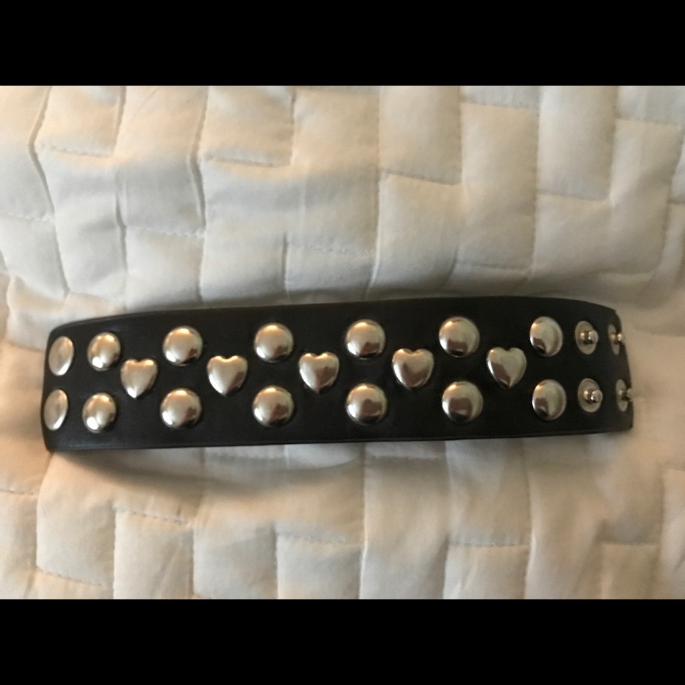 Black leather sizzeable bracelet