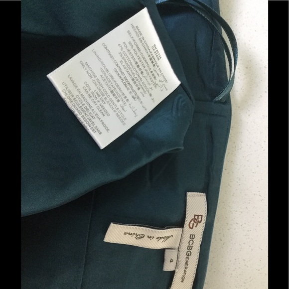 BCBGeneration Cocktail dress laser cut teal SZ 4 - Picture 3 of 4