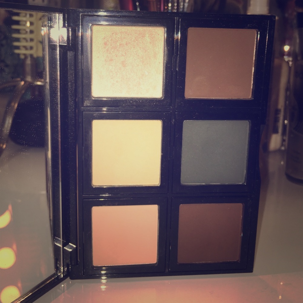 Bobby Brown shadows & palette