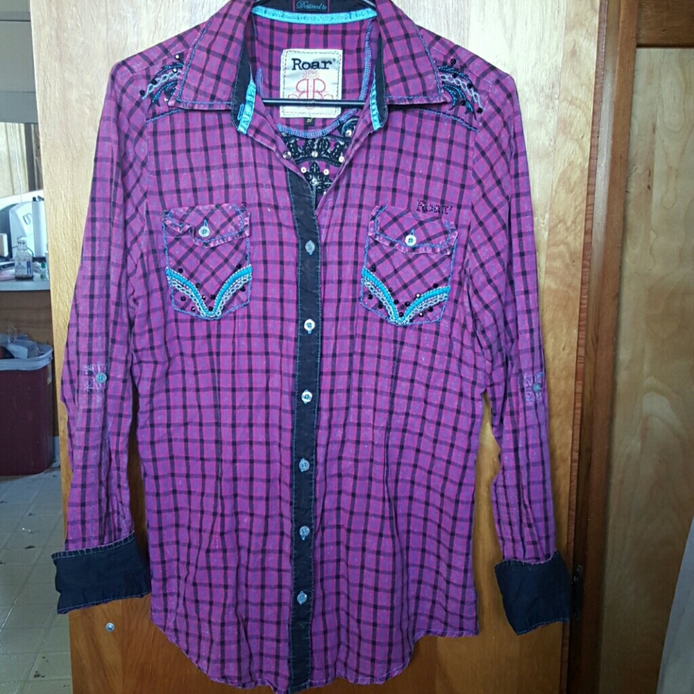 Long sleeve button up