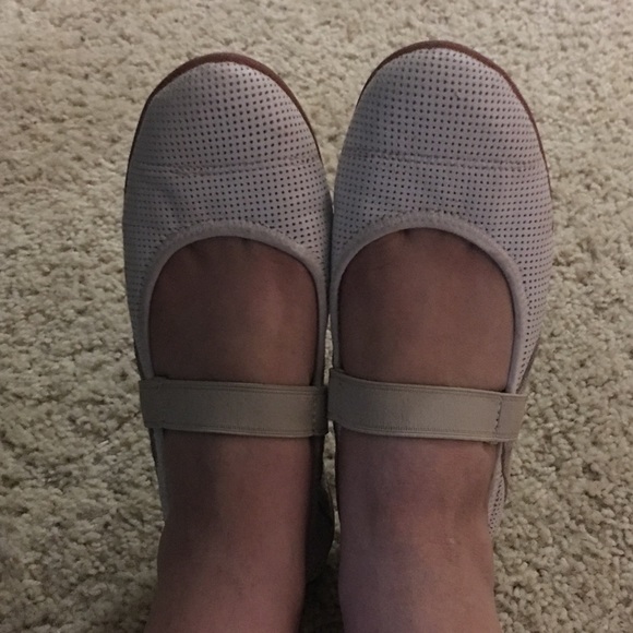 DKNY sport flats - Picture 4 of 4