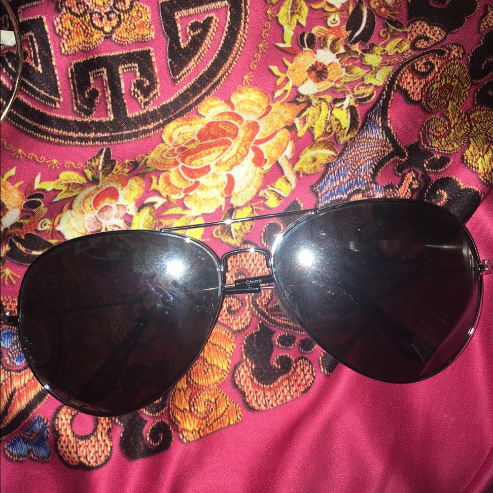 Reflective sunglasses